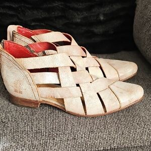 Bed Stu Cream Leather Ankle Booties Sz 6.5